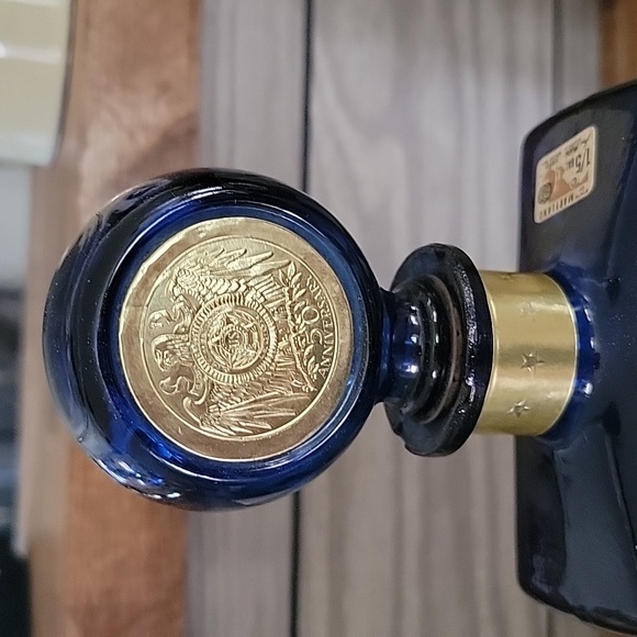 Empty JW Dant Distillers had an American Legion 50th anniversary 1969 square cob - Picture 2 of 6